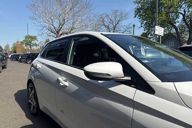 Hyundai i20 1.0T GDi Premium 5dr DCT