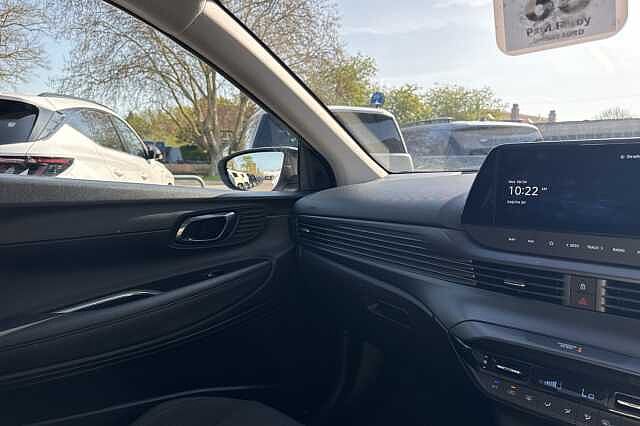 Hyundai i20 1.0T GDi Premium 5dr DCT