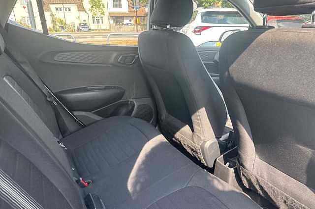 Hyundai i10 1.2 MPi SE Connect 5dr Auto