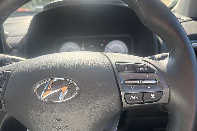 Hyundai KONA 150kW Premium 64kWh 5dr Auto