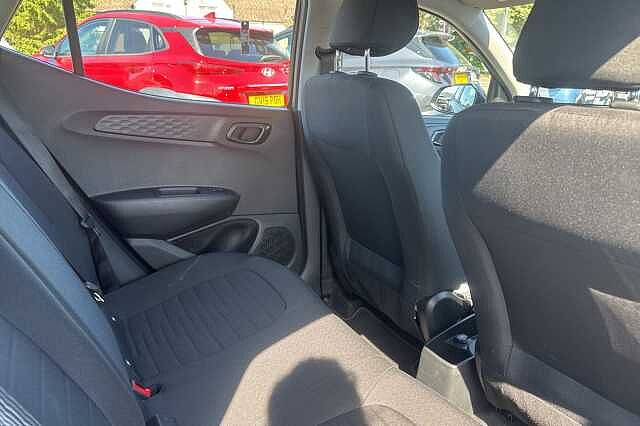 Hyundai i10 1.0 [63] Advance 5dr Auto [Nav]