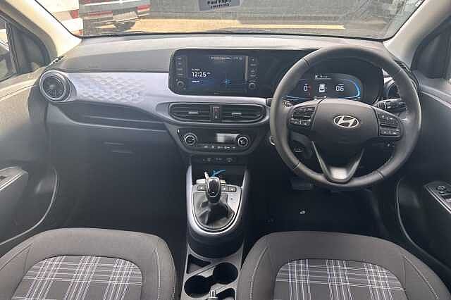 Hyundai i10 premium