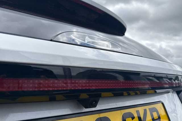 Hyundai TUCSON 1.6 TGDi Hybrid 230 Ultimate 5dr 2WD Auto White