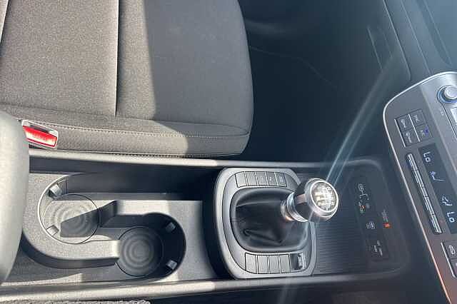 Hyundai KONA 1.6T 138 Advance 5dr Grey