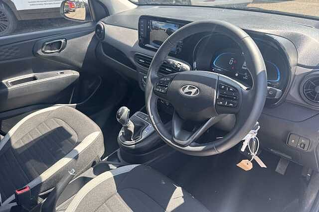Hyundai i10 1.0 [63] Advance 5dr Auto [Nav]