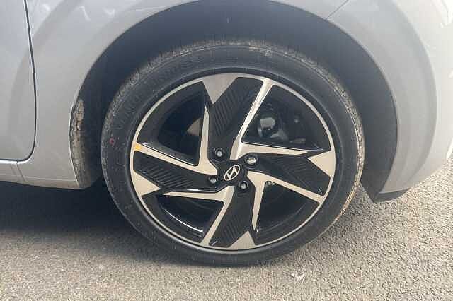 Hyundai i10 1.2 [79] Premium 5dr Auto [Nav]
