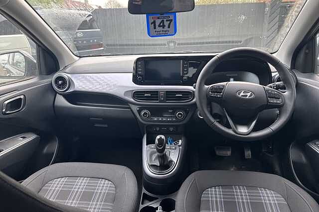 Hyundai i10 1.2 [79] Premium 5dr Auto [Nav]