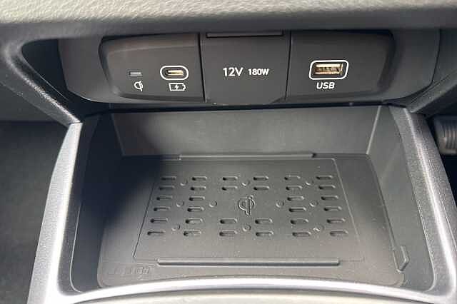 Hyundai i10 1.2 [79] Premium 5dr Auto [Nav]
