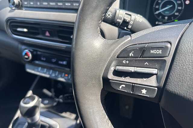 Hyundai KONA 1.6 GDi Hybrid Premium 5dr DCT Grey