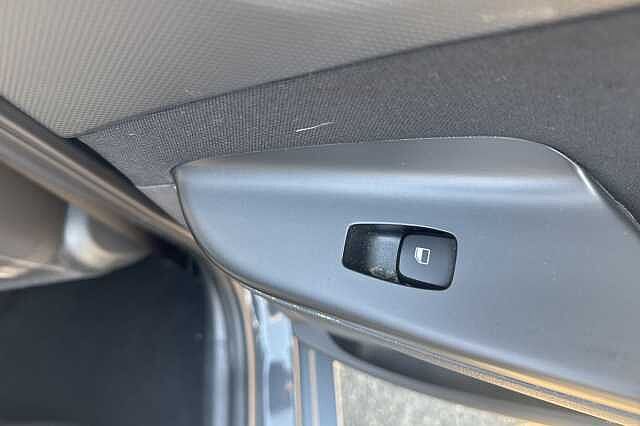 Hyundai KONA 1.6 GDi Hybrid Premium 5dr DCT Grey