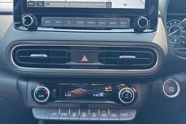 Hyundai KONA 1.6 GDi Hybrid Premium 5dr DCT Blue