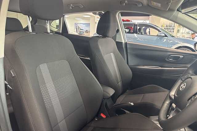 Hyundai I20 1.0T GDi 90 Tech Line 5dr DCT Green