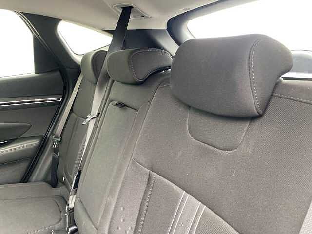 Hyundai TUCSON 1.6 h T-GDi SE Connect SUV 5dr Petrol Hybrid Auto Euro 6 (s/s) (230 ps) Shimmering Silver