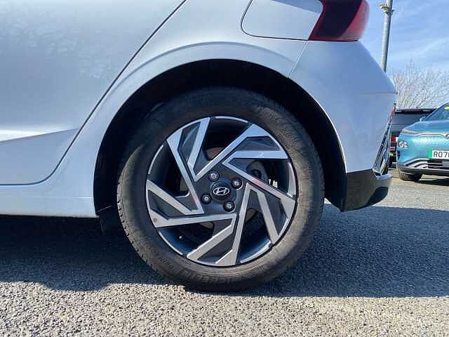 Hyundai i20 1.0 T-GDi Advance Hatchback 5dr Petrol DCT Euro 6 (s/s) (100 ps)