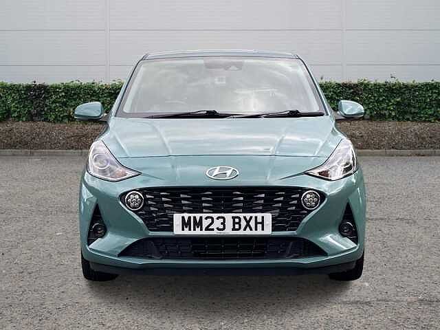 Hyundai i10 1.0 Premium Hatchback 5dr Petrol Auto Euro 6 (s/s) (67 ps)