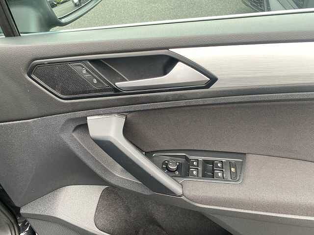Volkswagen Tiguan 2.0 TDI Match SUV 5dr Diesel Manual 4Motion Euro 6 (s/s) (150 ps)