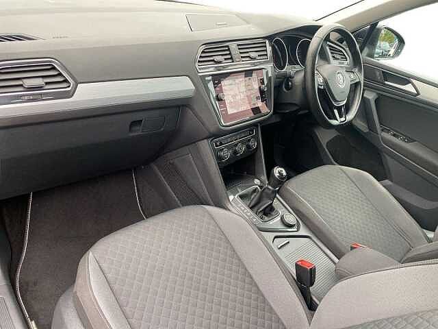 Volkswagen Tiguan 2.0 TDI Match SUV 5dr Diesel Manual 4Motion Euro 6 (s/s) (150 ps)