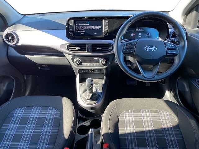 Hyundai I10 1.2 Premium Hatchback 5dr Petrol Auto Euro 6 (s/s) (79 ps) Green