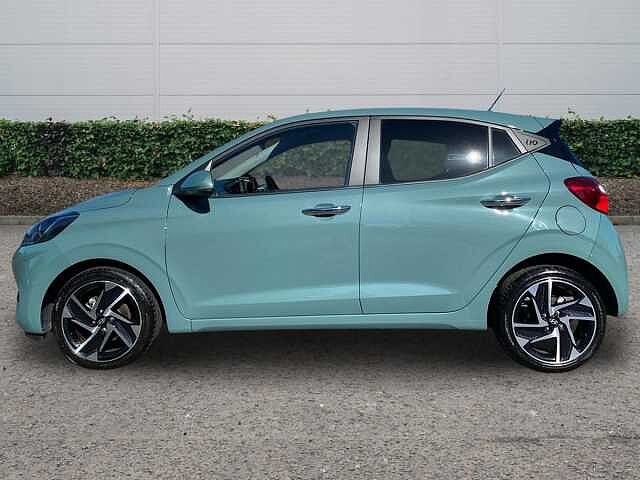 Hyundai I10 1.2 Premium Hatchback 5dr Petrol Auto Euro 6 (s/s) (79 ps) Green