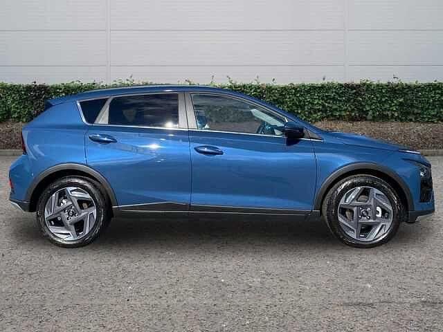 Hyundai BAYON 1.0 T-GDi Tech Line SUV 5dr Petrol DCT Euro 6 (s/s) (90 ps) Blue