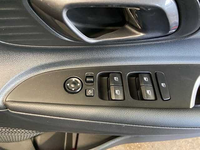 Hyundai BAYON Hat 1.0 T-gdi 90ps Tech Line Dct Grey