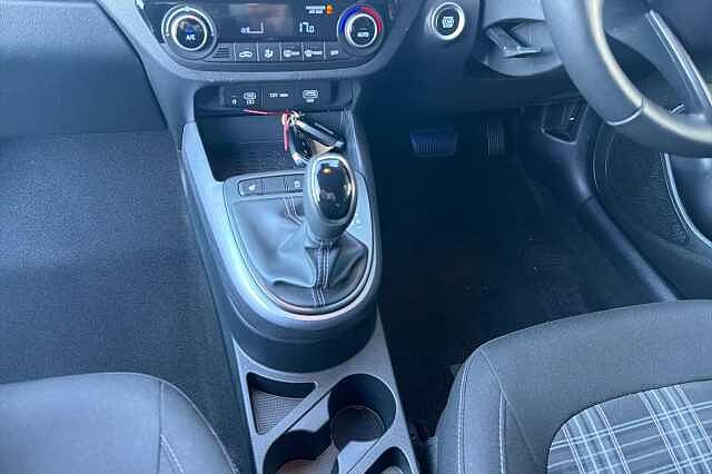 Hyundai I10 1.2 [79] Premium 5dr Auto [Nav]
