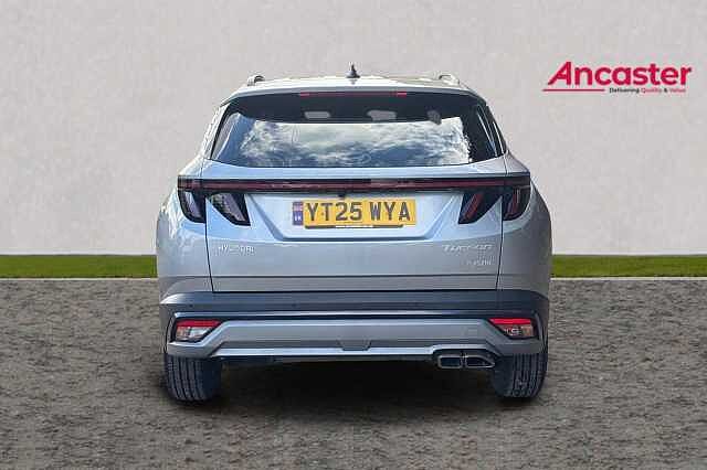 Hyundai TUCSON 1.6T Hybrid Advance 5dr Auto Shimmering Silver
