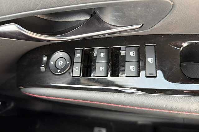 Hyundai TUCSON 1.6T N Line 5dr White