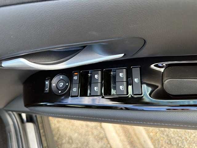 Hyundai TUCSON 1.6T Plug-in Hybrid Ultimate 5dr Auto Black