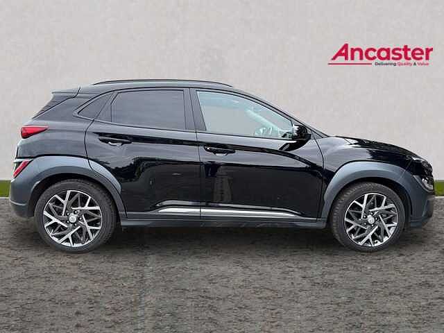Hyundai KONA 1.6 GDi Hybrid Ultimate 5dr DCT Black