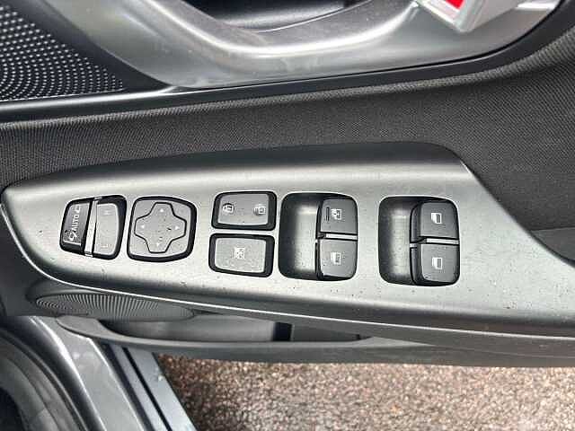 Hyundai KONA 1.6 GDi Hybrid Premium 5dr DCT Grey