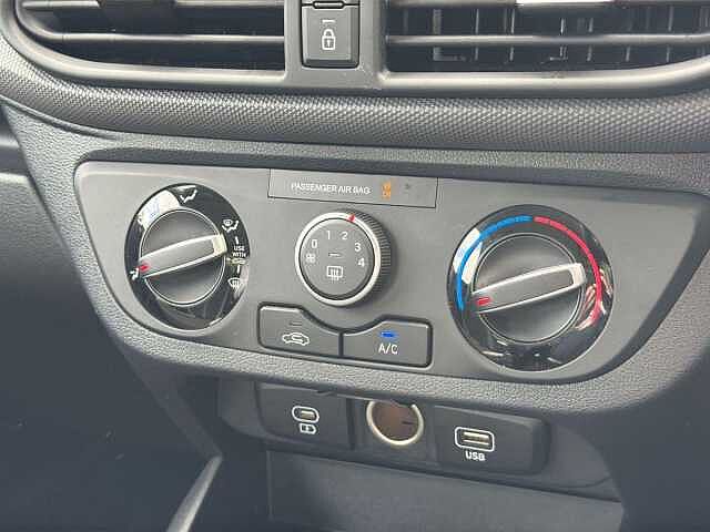 Hyundai I10 1.0 [63] Advance 5dr Auto [Nav]