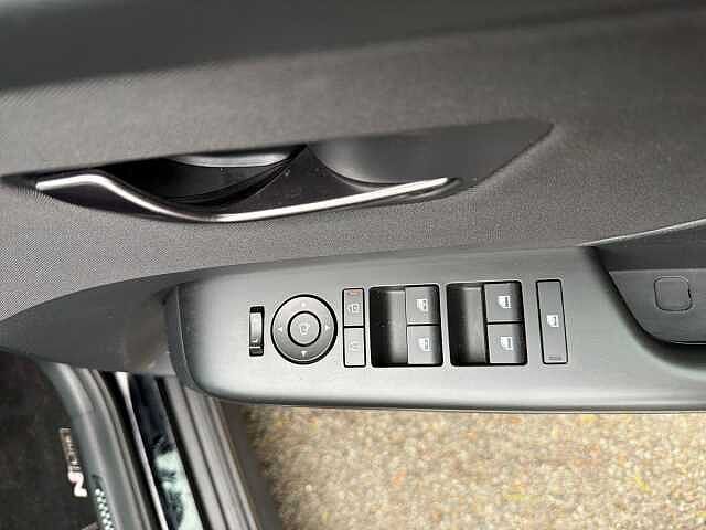 Hyundai KONA 1.6 Hybrid 129 N Line 5dr DCT