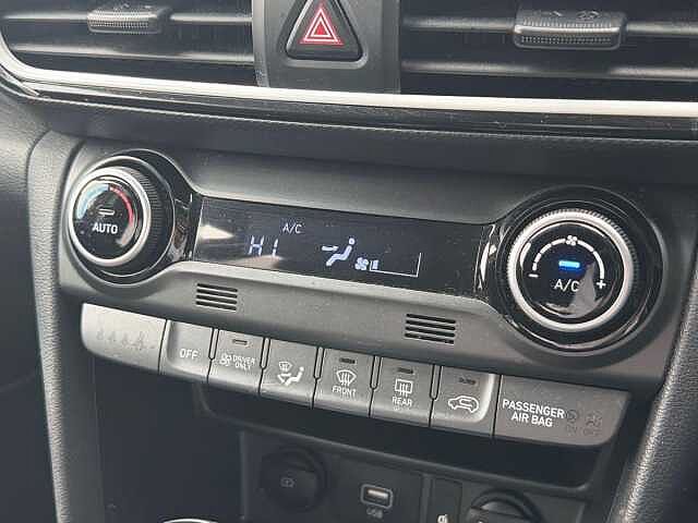 Hyundai KONA 1.6 GDi Hybrid Premium SE 5dr DCT