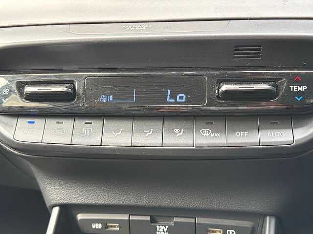 Hyundai BAYON 1.0 TGDi 48V MHEV Premium 5dr DCT Pearl - Aurora grey