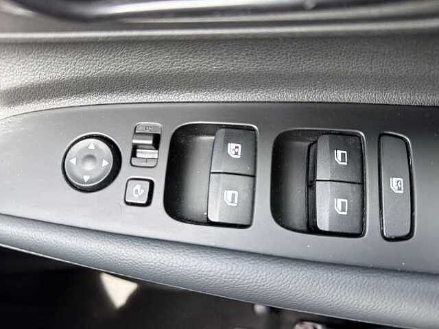 Hyundai BAYON 1.0 TGDi 48V MHEV Premium 5dr DCT Pearl - Aurora grey