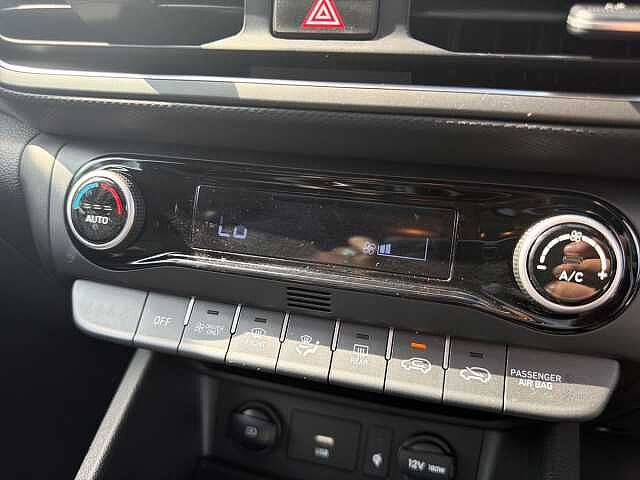 Hyundai KONA 1.6 GDi Hybrid Ultimate 5dr DCT
