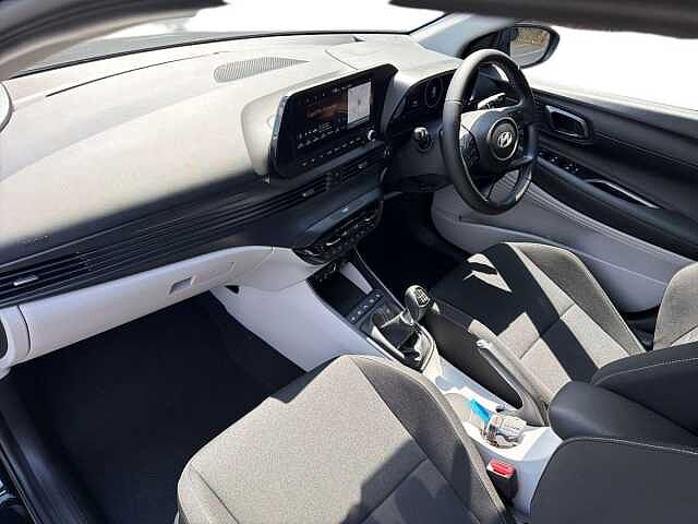 Hyundai I20 1.0T GDi 90 Tech Line 5dr Pearl - Phantom black