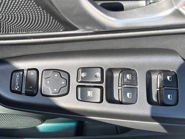 Hyundai KONA 1.6 GDi Hybrid Ultimate 5dr DCT