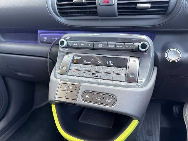 Hyundai INSTER 85kW Cross 49kWh 5dr Auto