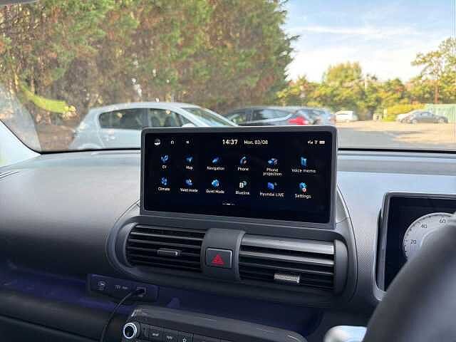 Hyundai INSTER 85kW Cross 49kWh 5dr Auto