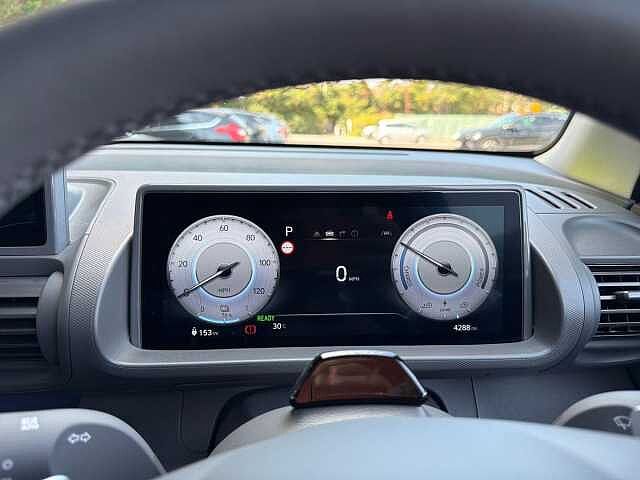 Hyundai INSTER 85kW Cross 49kWh 5dr Auto