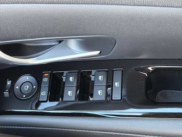 Hyundai TUCSON 1.6T Plug-in Hybrid Premium 5dr 4WD Auto