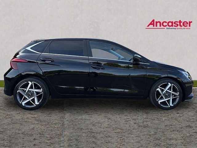 Hyundai I20 1.0T GDi 90 Tech Line 5dr Pearl - Phantom black