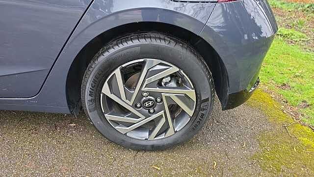 Hyundai i20 1.0 T-GDi Advance Hatchback 5dr Petrol DCT Euro 6 (s/s) (100 ps)