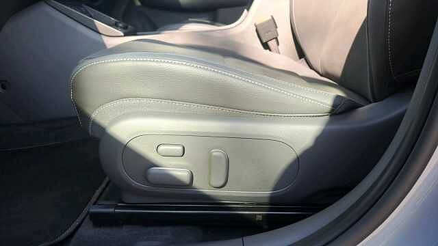 Hyundai KONA 65.4kWh Ultimate SUV 5dr Electric Auto (218 ps)