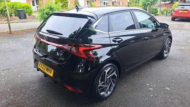 Hyundai I20 1.0 T-GDi MHEV Premium Hatchback 5dr Petrol Hybrid DCT Euro 6 (s/s) (100 ps) Black