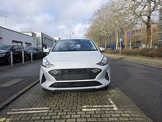 1.0 Advance Hatchback 5dr Petrol Auto Euro 6 (s/s) (63 ps)