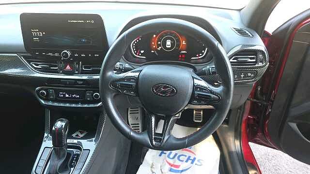 Hyundai I30 1.5 T-GDi MHEV N Line Hatchback 5dr Petrol Hybrid DCT Euro 6 (s/s) (159 ps) Red