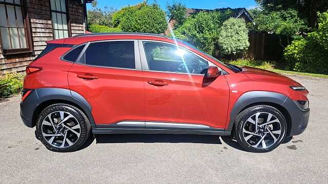 Hyundai KONA 1.0 T-GDi MHEV Premium SUV 5dr Petrol Hybrid Manual Euro 6 (s/s) (120 ps)